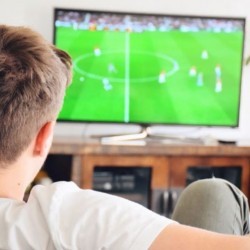 Tek Başıma TV'de Maçı İzlerim