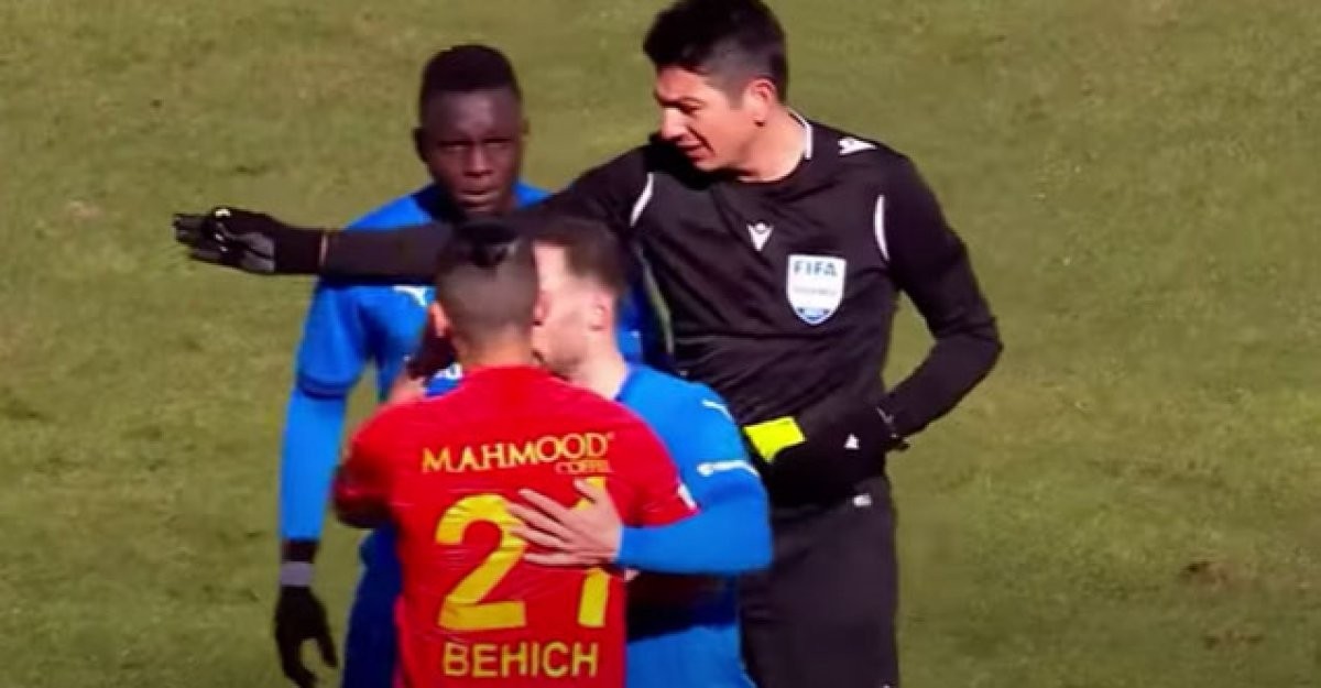 Rakip takımlara 3 defa futbolculara kırmızı kart gösterdi.