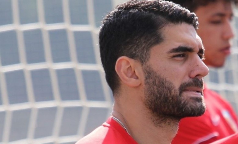 Ali Karimi - 2 Hafta Yok