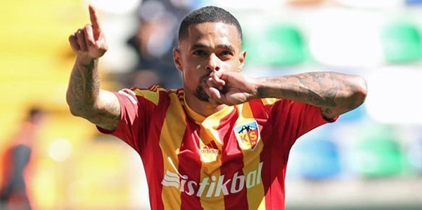 Welliton Soares Morais 2✅ Maçta  ﻿2⚽ Gol Attı (Kayserispor)