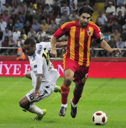 Cangele Trabzonspor Maçında Sarı Kart Cezalısı