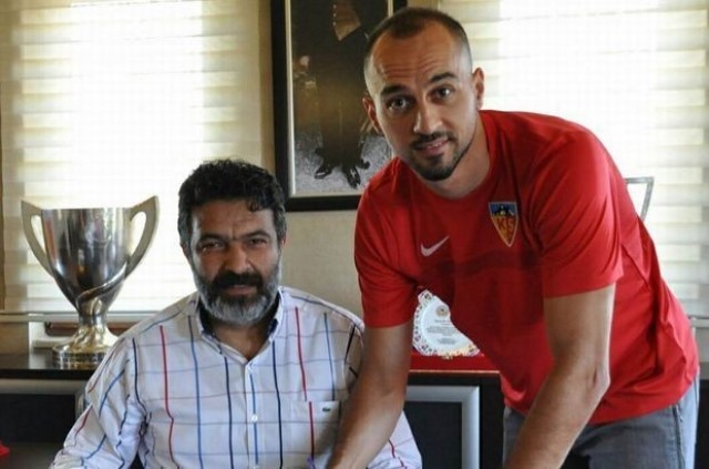 Kayserispor Şamil Çinaz ile Sözleşme İmzaladı.