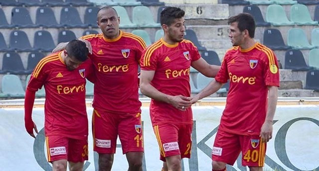 Nobre nin Kafası Çalışıyor.