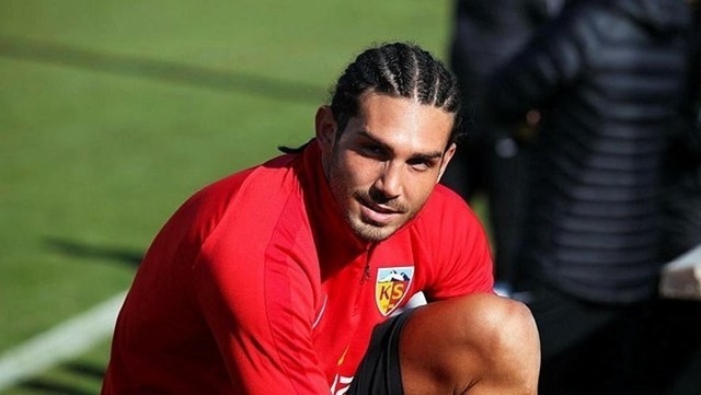 Kayserispor, Levent Gülen ve Ümran Zambak ile Sözleşme imzaladı.