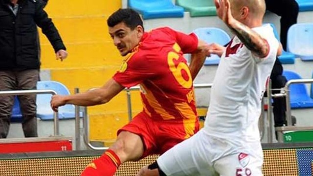 Mehmet Eren’in Menejeri: M.Eren İçin Galatasaray ve Beşiktaş ile görüştüm.