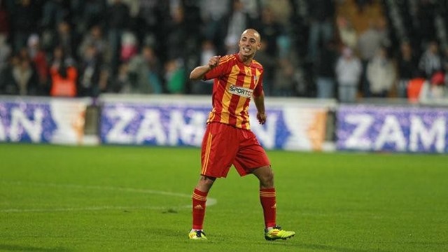 Kayserispor'dan Amrabat İçin Açıklama Geldi.