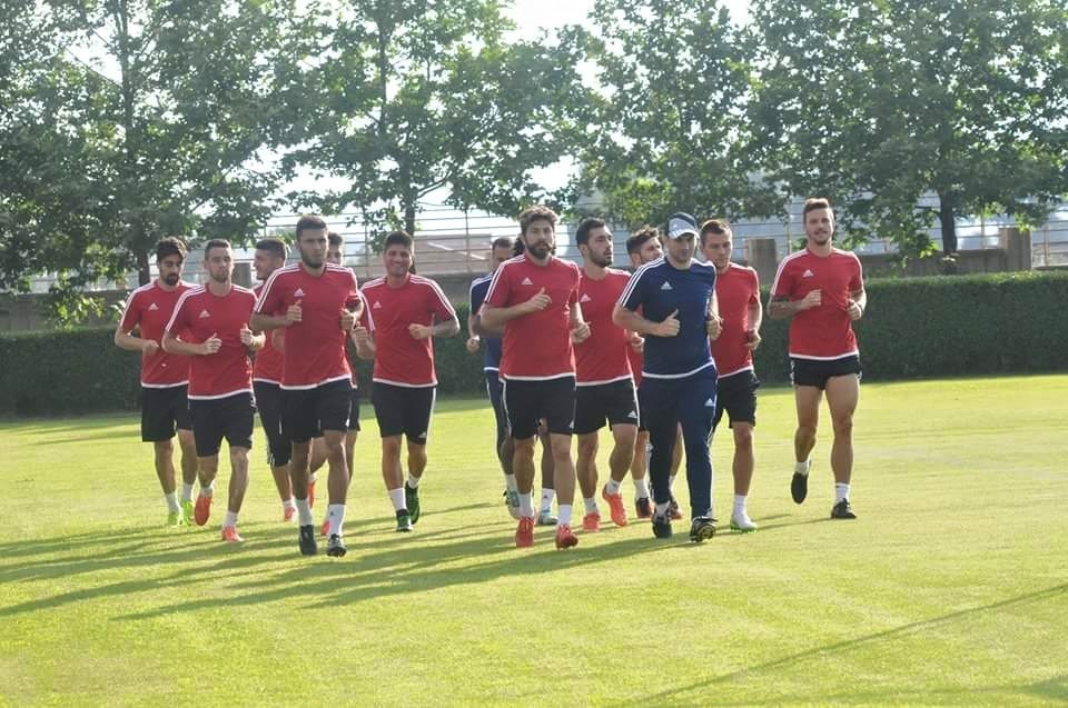 Tolunay Kafkas İlk Antremanına Çıktı