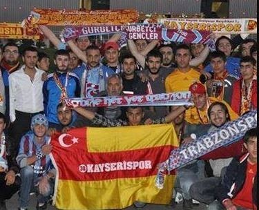 Trabzonspor Taraftarlarından Kayserispor'a Destek
