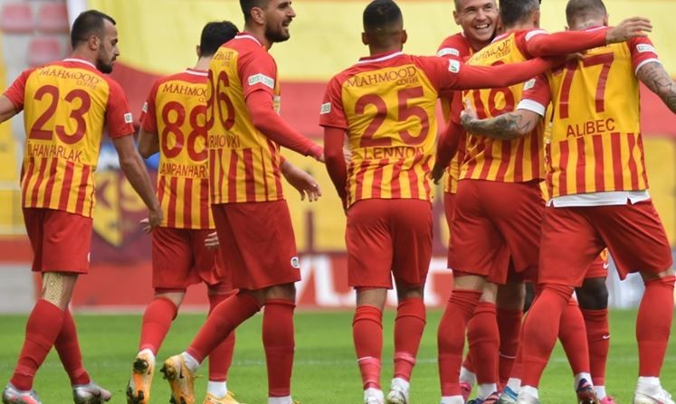 Kayserispor'da Kalan ve Gidecekler Belli Olmaya Başladı.