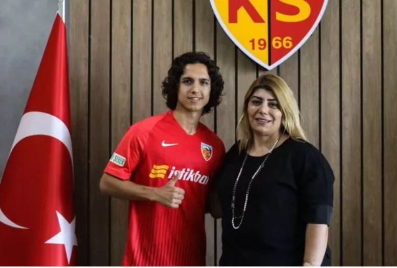 Başkan Berna Gözbaşı;Emre Demir Transferi İçin Açıklamada Bulundu.