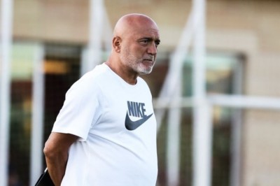 Hikmet Karaman; Kayserispor'lu Futbolcular İle İlk Antrenmanına Çıktı.