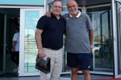 Teknik Direktör Dick Advocaat'dan Kayserispor'a Ziyaret