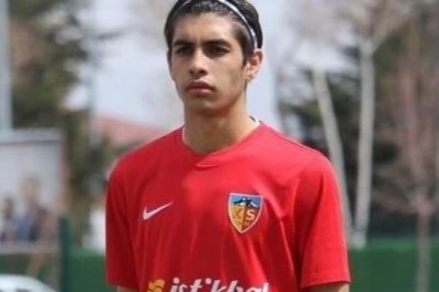 Kayserispor Altyapı Oyuncusu Hayrullah Erkip Beşiktaş'a Transfer Oldu.