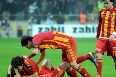 2021-2022 Sezonunda TFF 1. Lig'de Forma Giyen Eski Kayserispor'lu Futbolcular.