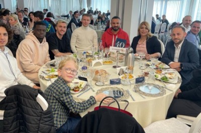 Kayserispor Başkanı; Erciyes Üniversitesi Çocuk Kemik İliği Nakli Merkezi’nin düzenlediği kahvaltıya katıldı.