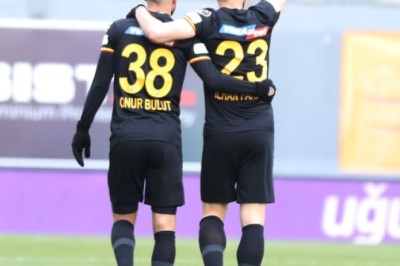 2022-2023 Süper Lig: İstanbulspor-Kayserispor Maç Foto Galerisi.