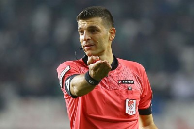 Trabzonspor-Kayserispor Maçını Ümit Öztürk Yönetecek